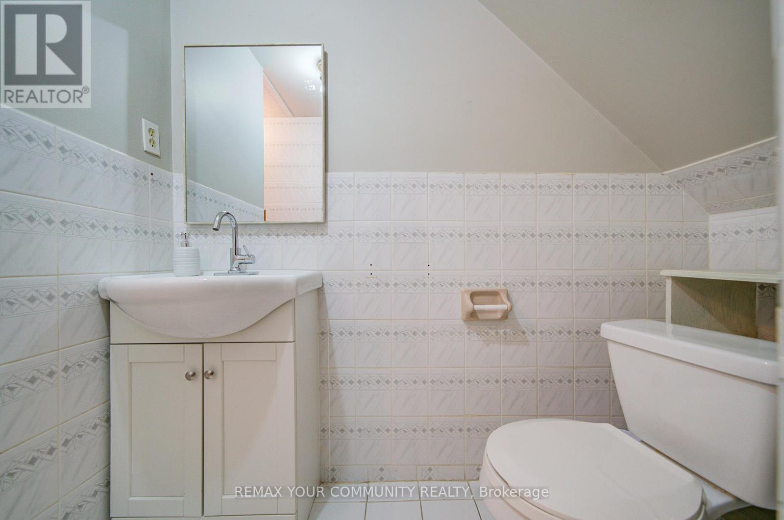 69 Wintergreen Road, Toronto, Ontario  M3M 2H9 - Photo 37 - W12917950