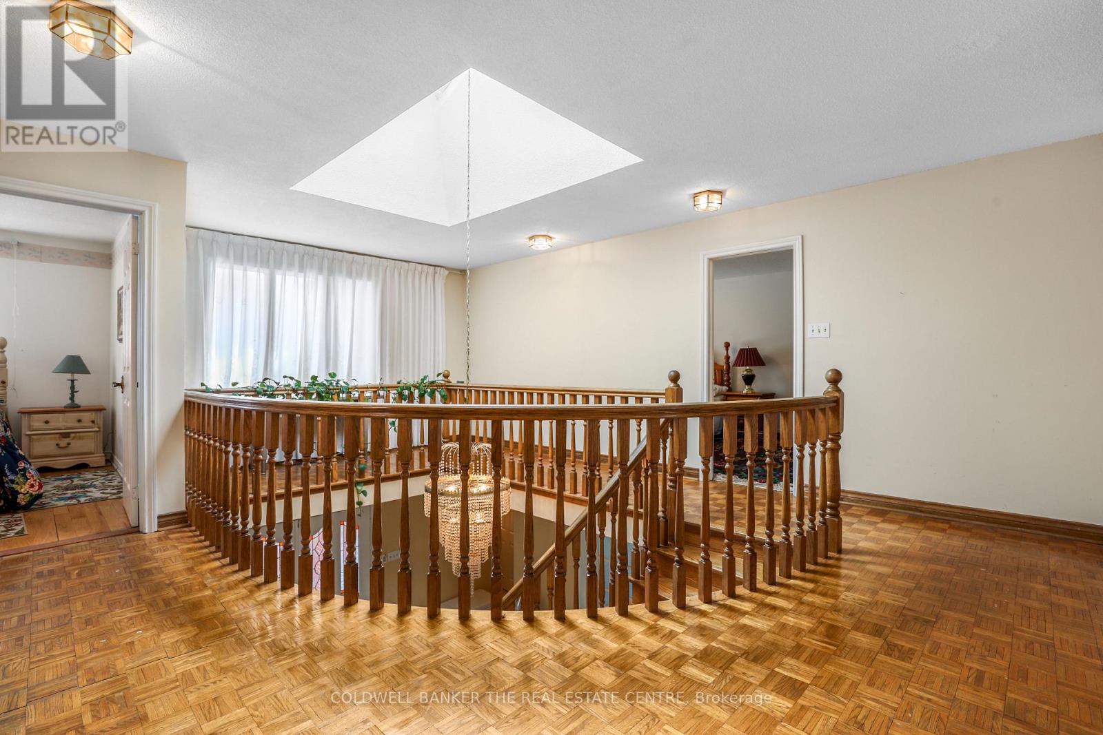 36 Ovida Avenue, Toronto, Ontario  M9B 1E1 - Photo 17 - W12917996