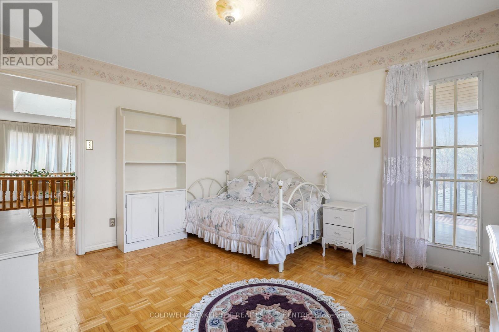 36 Ovida Avenue, Toronto, Ontario  M9B 1E1 - Photo 22 - W12917996