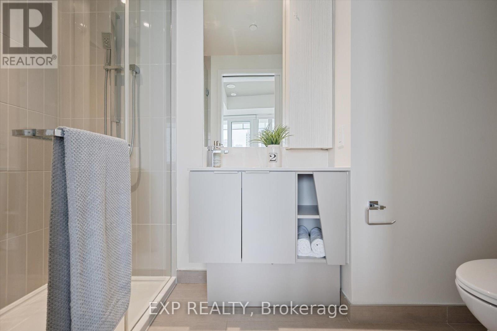 1403 - 3900 Confederation Parkway, Mississauga, Ontario  L5B 0M3 - Photo 15 - W12918012