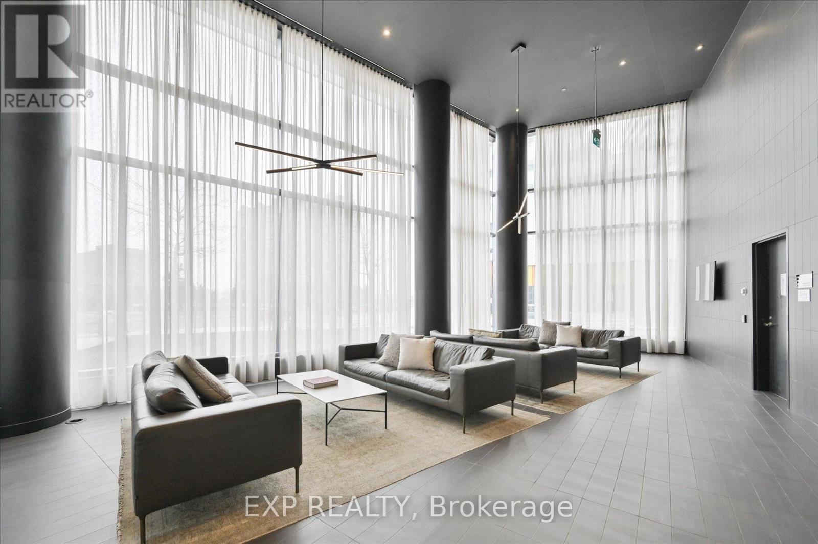 1403 - 3900 Confederation Parkway, Mississauga, Ontario  L5B 0M3 - Photo 30 - W12918012