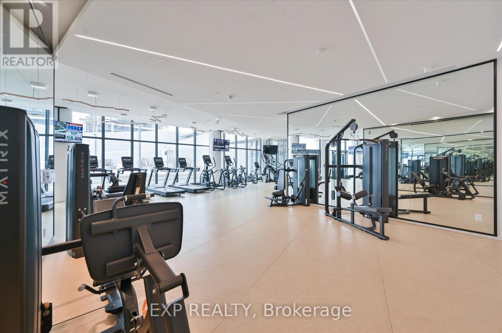 1403 - 3900 Confederation Parkway, Mississauga, Ontario  L5B 0M3 - Photo 36 - W12918012