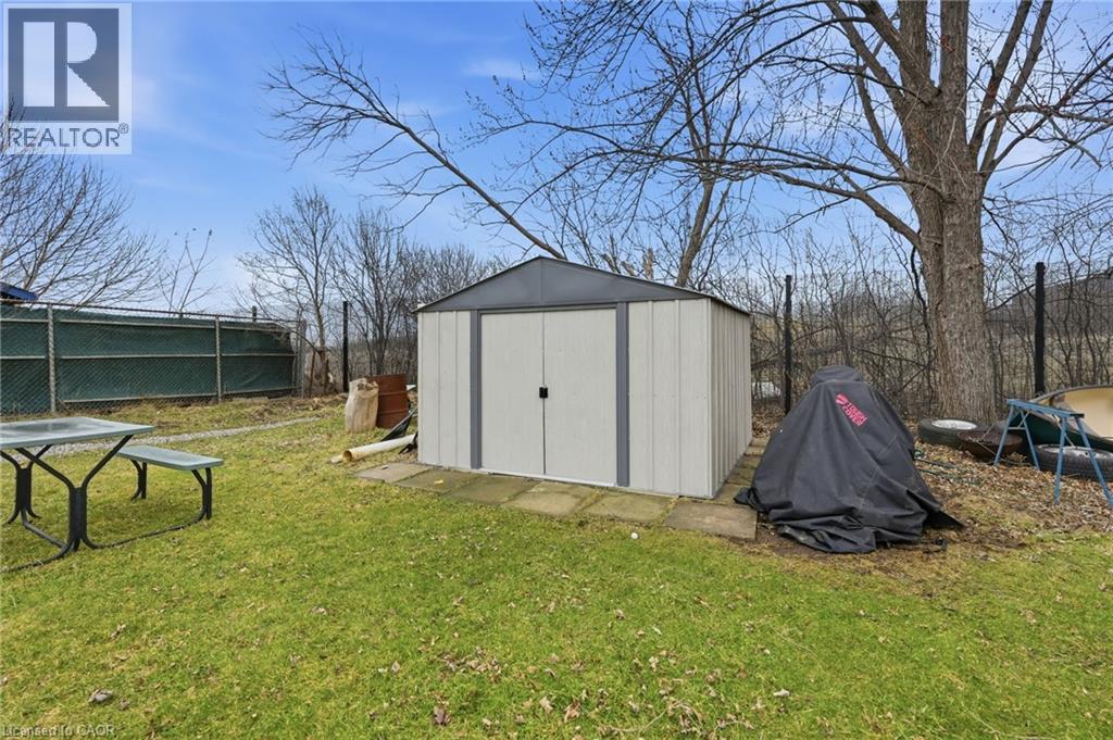 354 Mcneilly Road, Stoney Creek, Ontario  L8E 5H4 - Photo 28 - 40812300