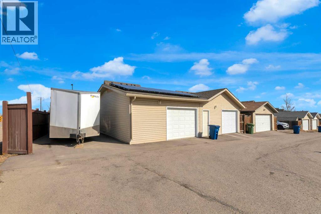 2399 Sagewood Gate Sw, Airdrie, Alberta  T4B 3M7 - Photo 31 - A2295973