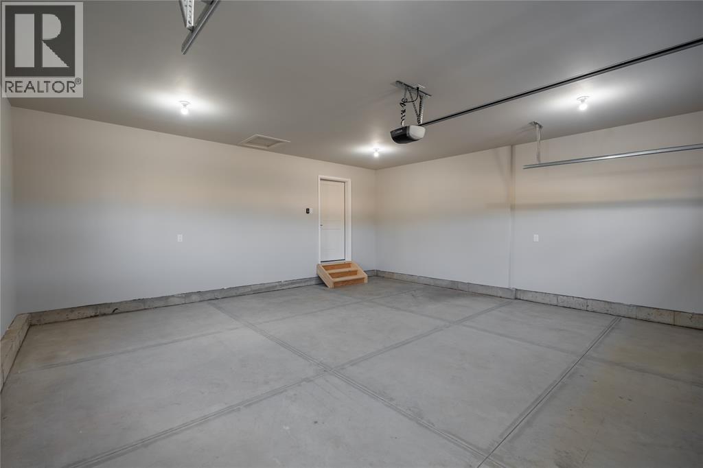 4005 Greenwood Drive, Petrolia, Ontario  N0N 1R0 - Photo 37 - 26001068