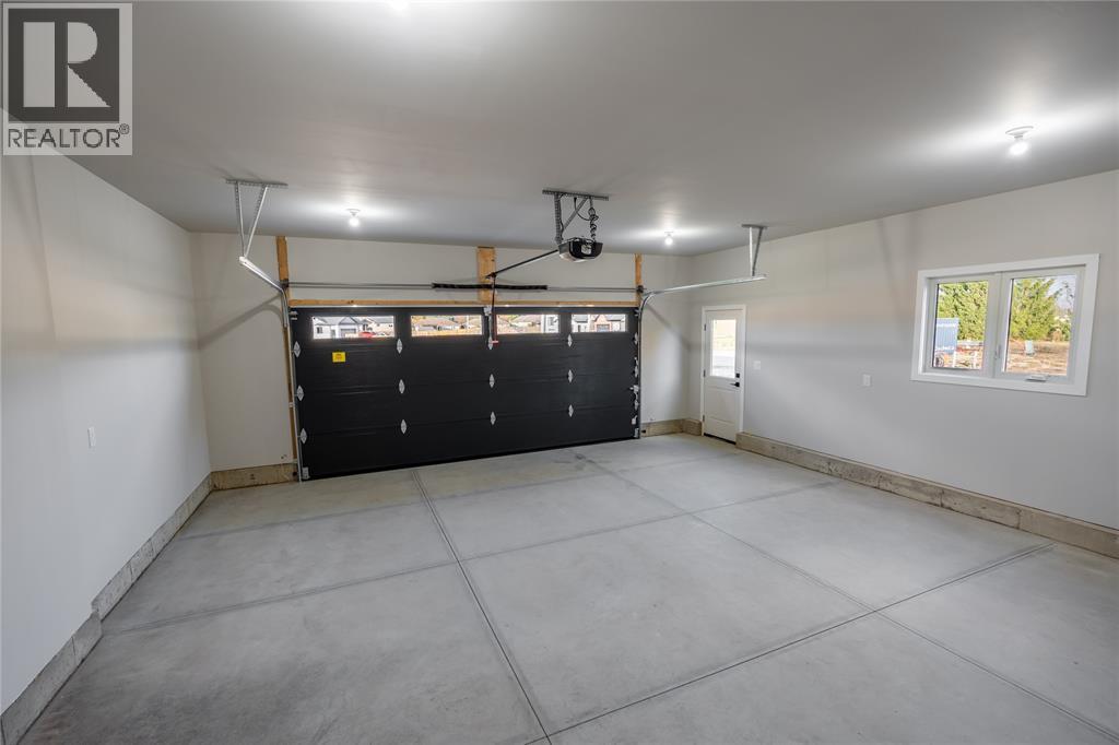 4005 Greenwood Drive, Petrolia, Ontario  N0N 1R0 - Photo 36 - 26001068