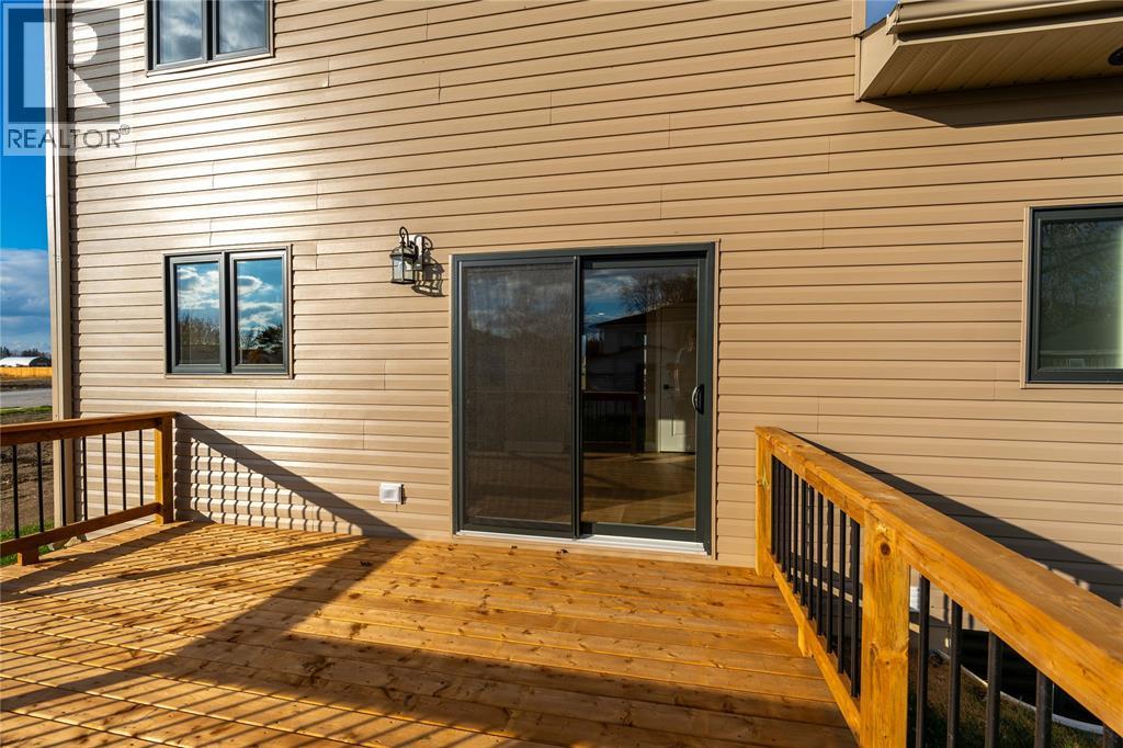 4005 Greenwood Drive, Petrolia, Ontario  N0N 1R0 - Photo 39 - 26001068