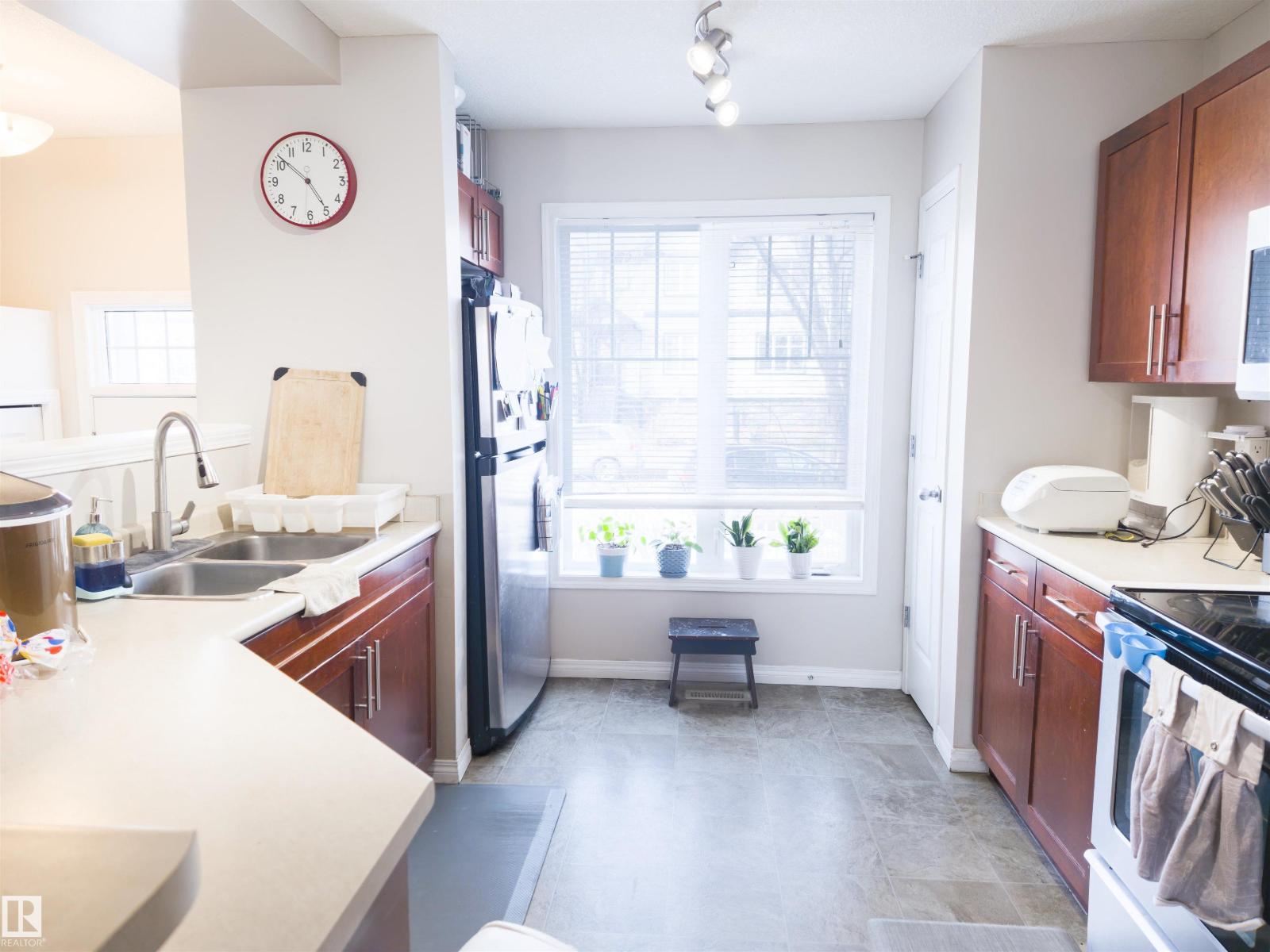 5161 Terwillegar Bv Nw, Edmonton, Alberta  T6R 0S3 - Photo 3 - E4478920