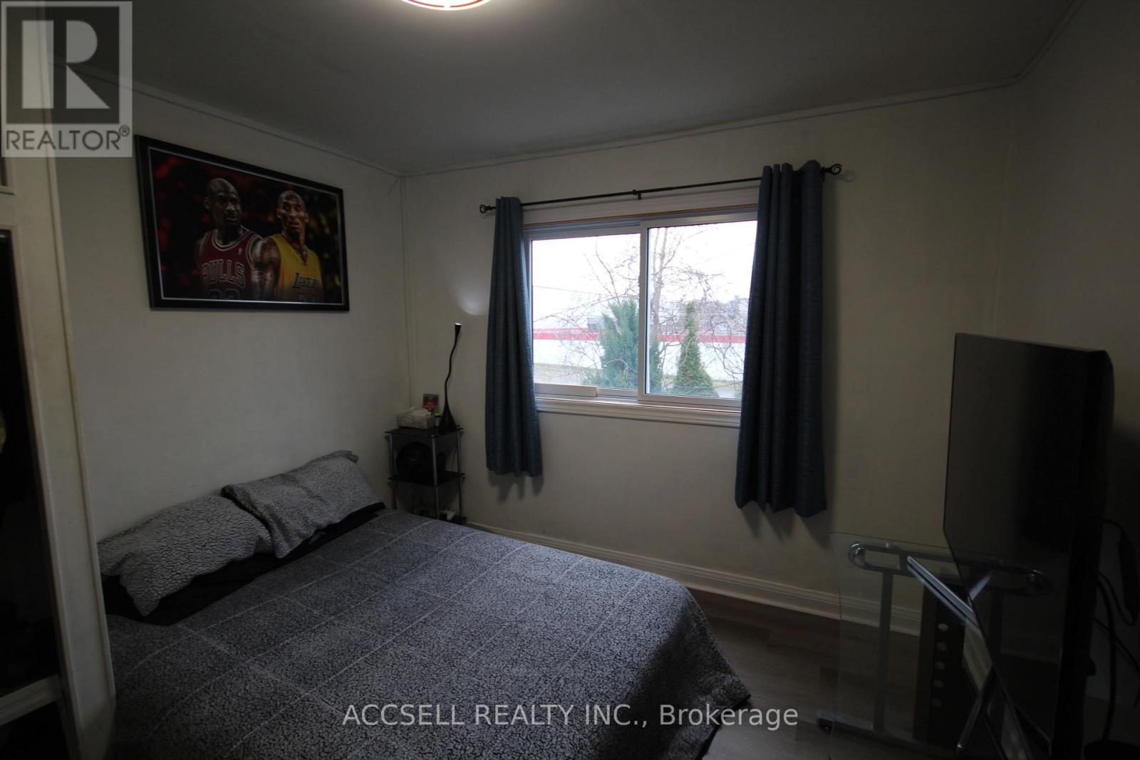 478 Mccormick Boulevard, London East, Ontario  N5W 4C5 - Photo 7 - X12917912