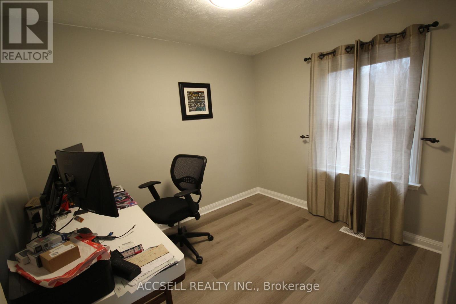 478 Mccormick Boulevard, London East, Ontario  N5W 4C5 - Photo 8 - X12917912