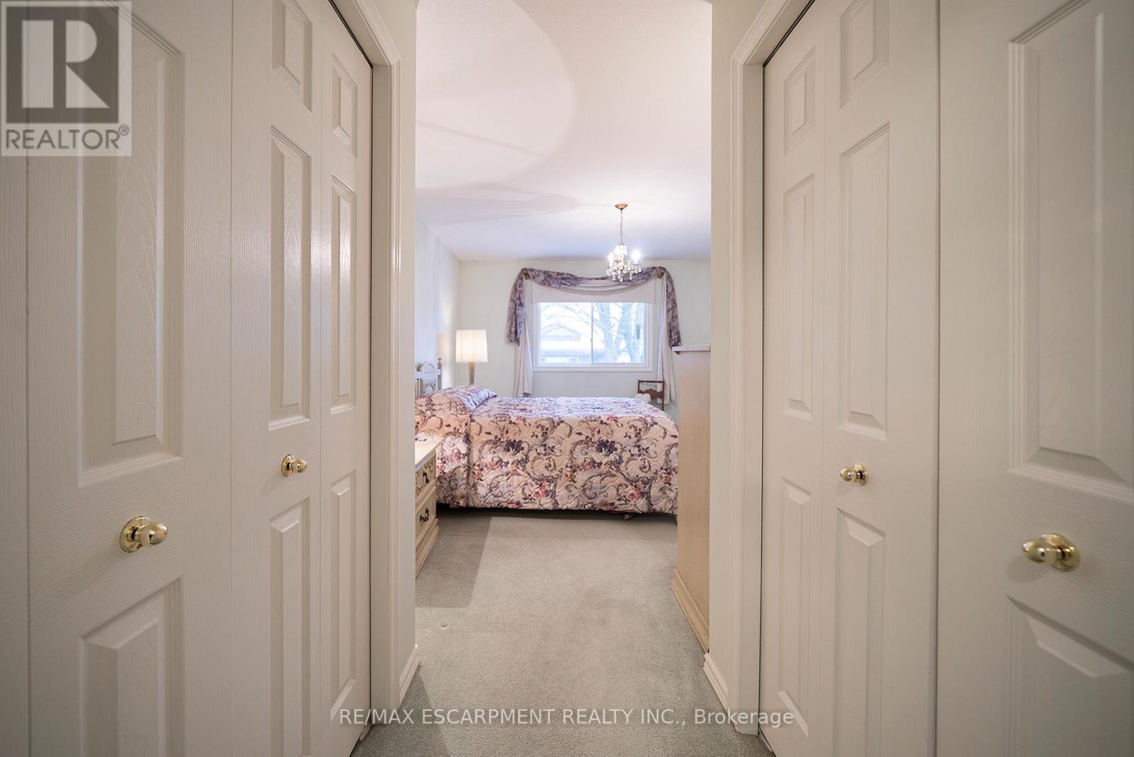 9 - 146 North Park Street, Brantford, Ontario  N3R 4K5 - Photo 11 - X12917970