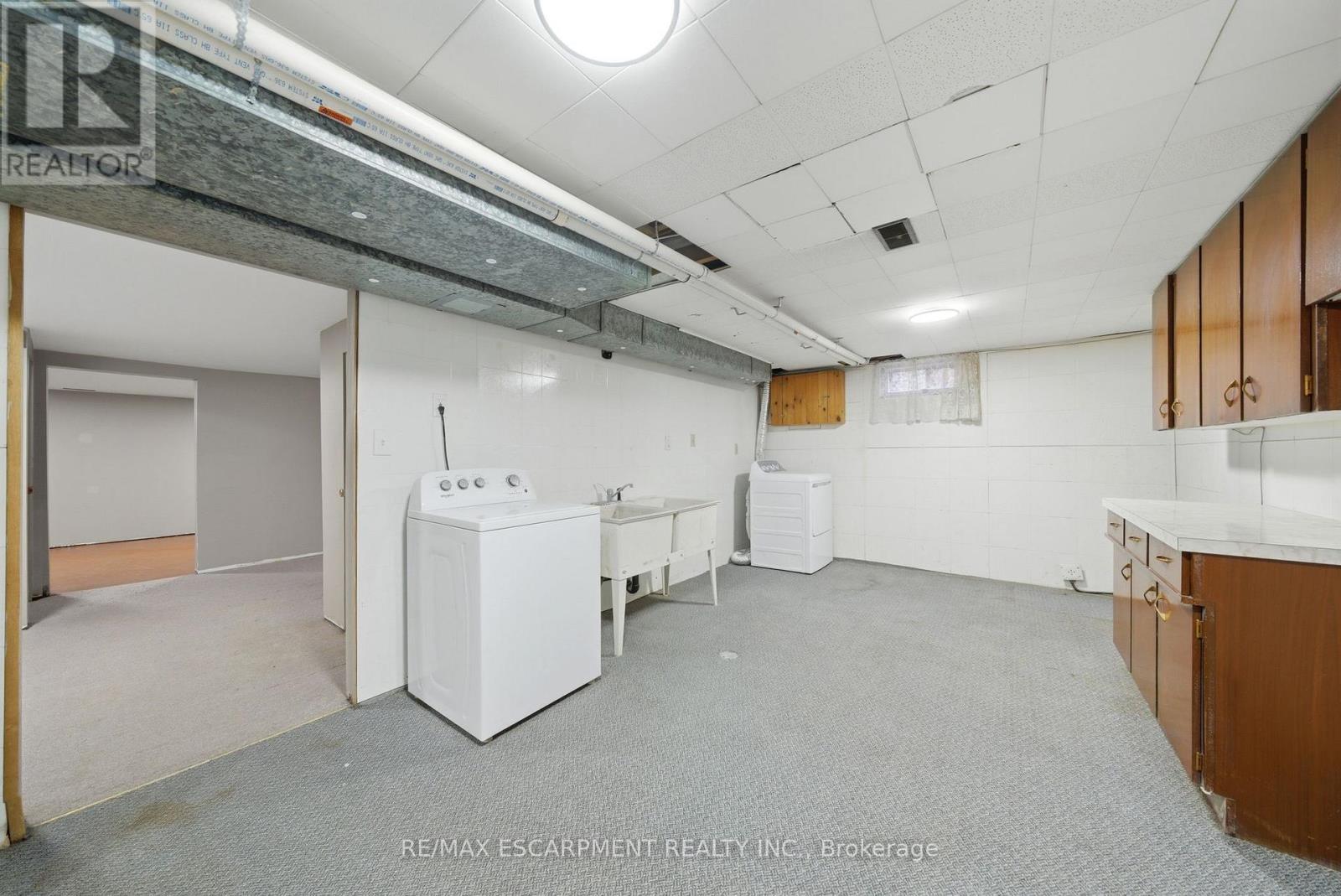 136 Cromwell Crescent, Hamilton, Ontario  L8G 2G2 - Photo 17 - X12917978