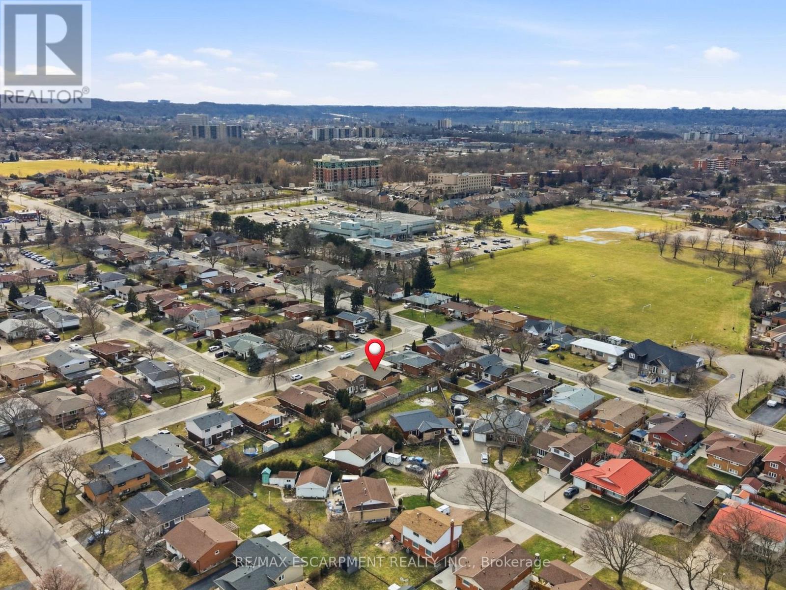 136 Cromwell Crescent, Hamilton, Ontario  L8G 2G2 - Photo 27 - X12917978