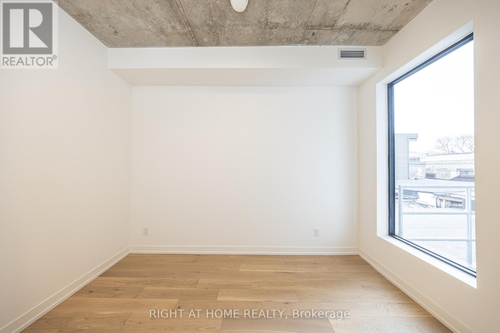 301 - 761 Queen Street E, Toronto, Ontario  M4M 1H3 - Photo 5 - E12917802