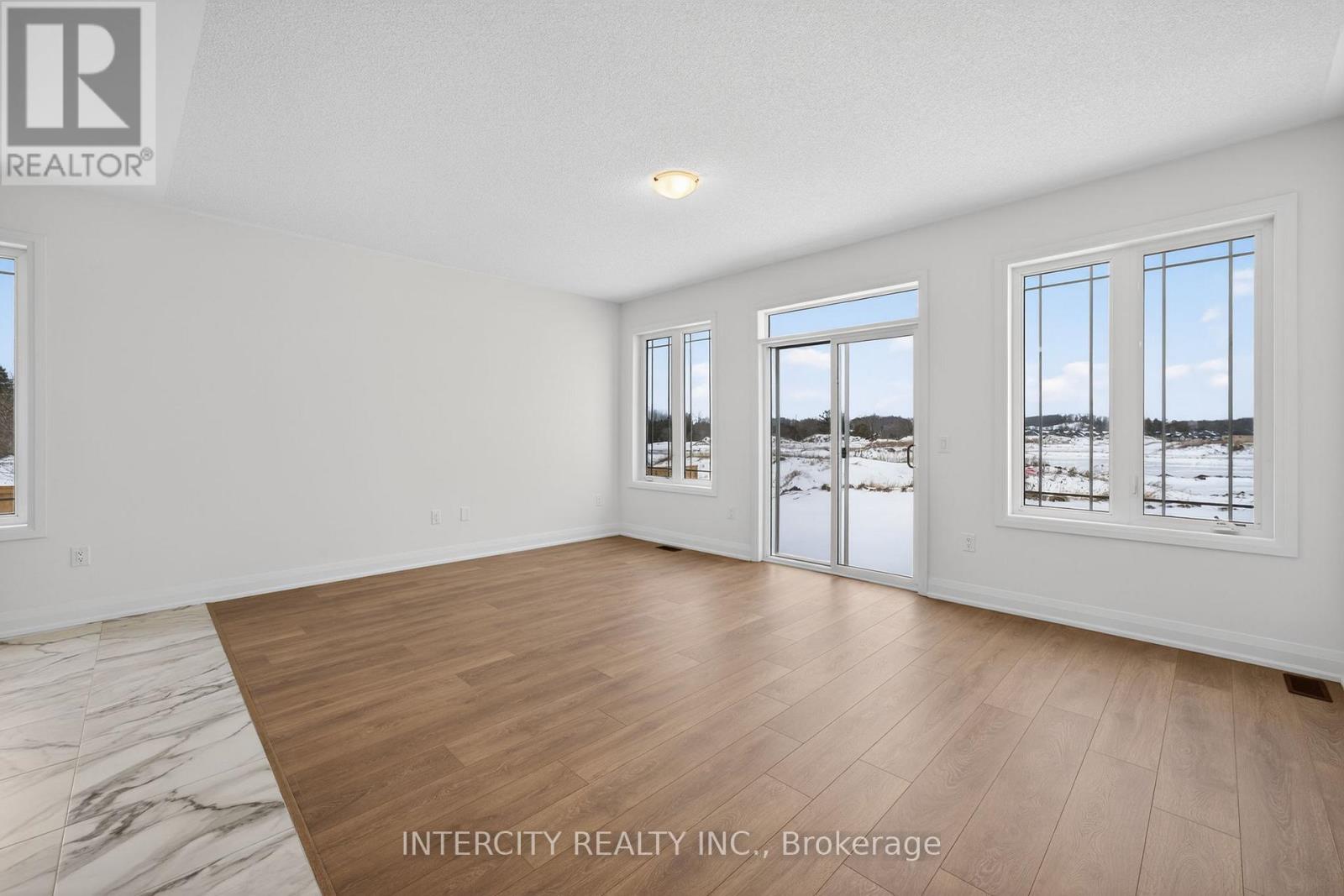 38 Legacy Circle, Wasaga Beach, Ontario  L9Z 0M5 - Photo 24 - S12916996