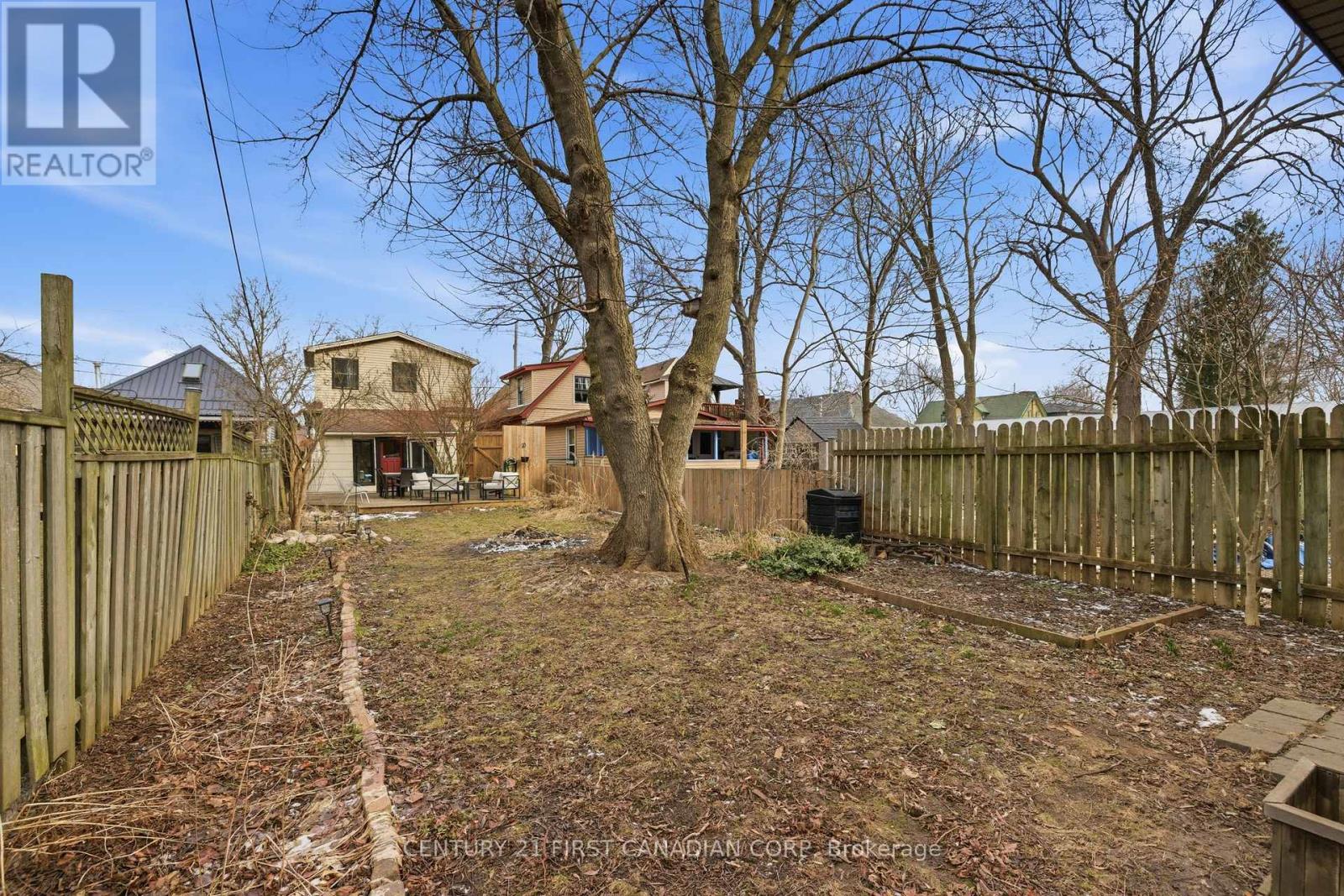 649 Central Avenue, London East, Ontario  N5W 3P7 - Photo 38 - X12903570