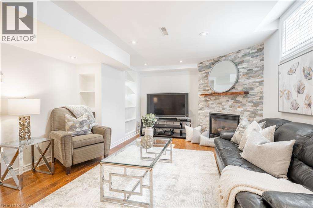 2194 Austin Court, Burlington, Ontario  L7L 6V6 - Photo 34 - 40814196