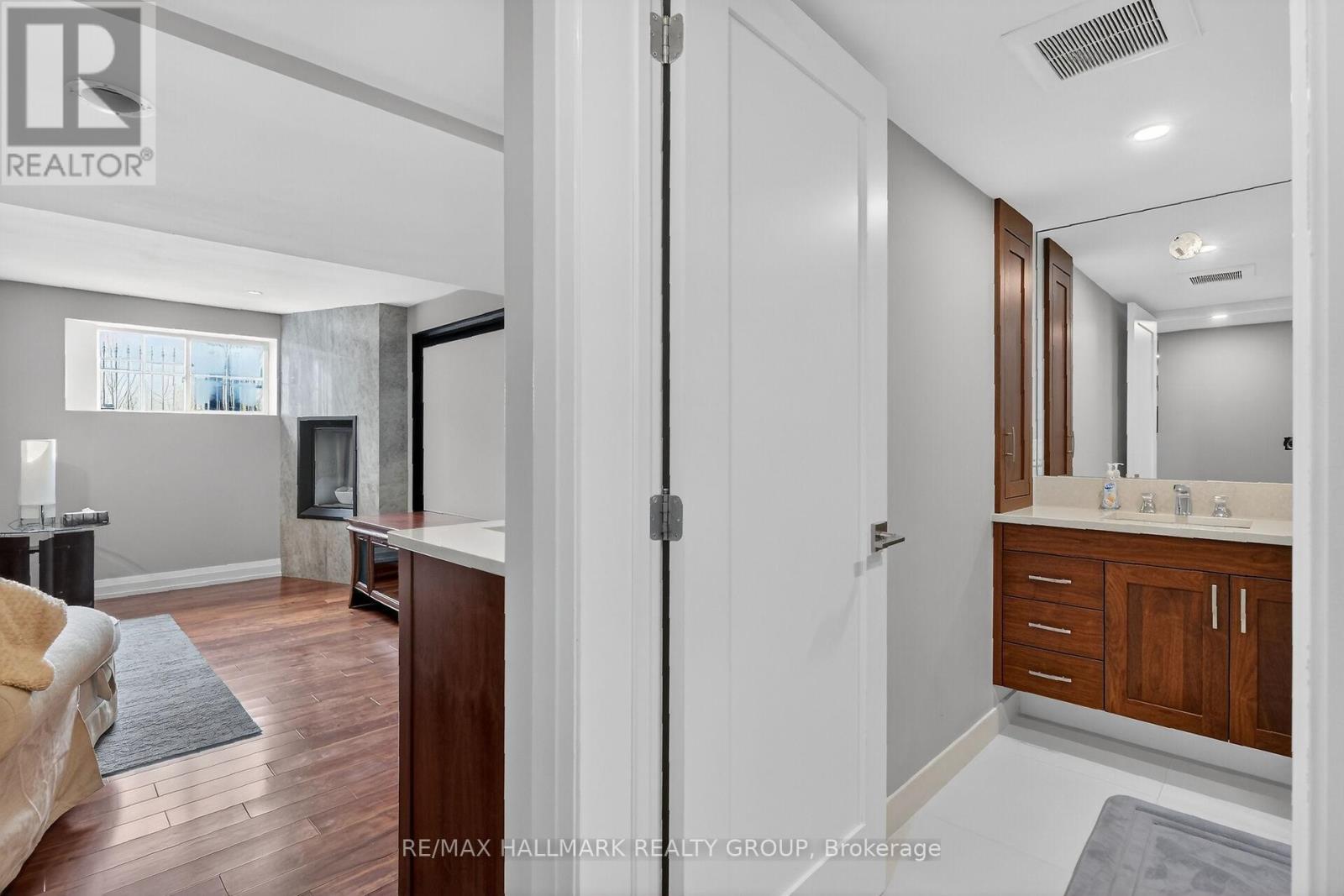 453 Keith Crescent, Ottawa, Ontario  K1W 0A5 - Photo 35 - X12912920