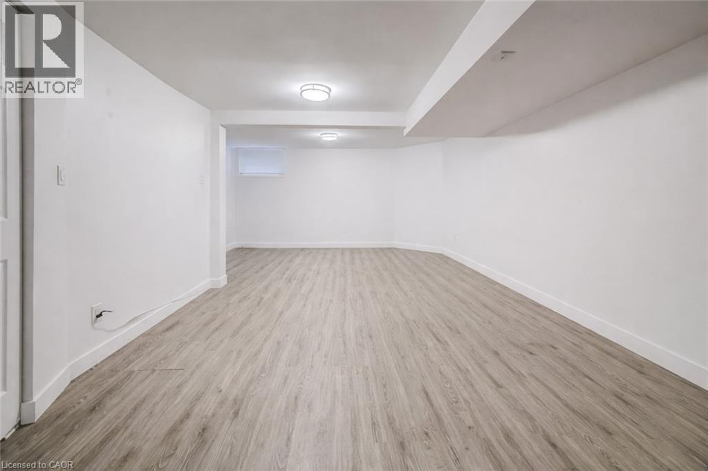 174 Westcourt Place, Waterloo, Ontario  N2L 2R7 - Photo 17 - 40810183