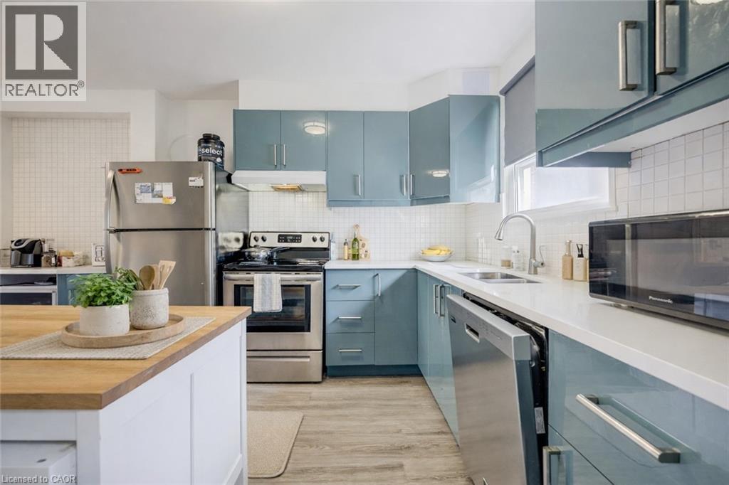 174 Westcourt Place, Waterloo, Ontario  N2L 2R7 - Photo 6 - 40810183