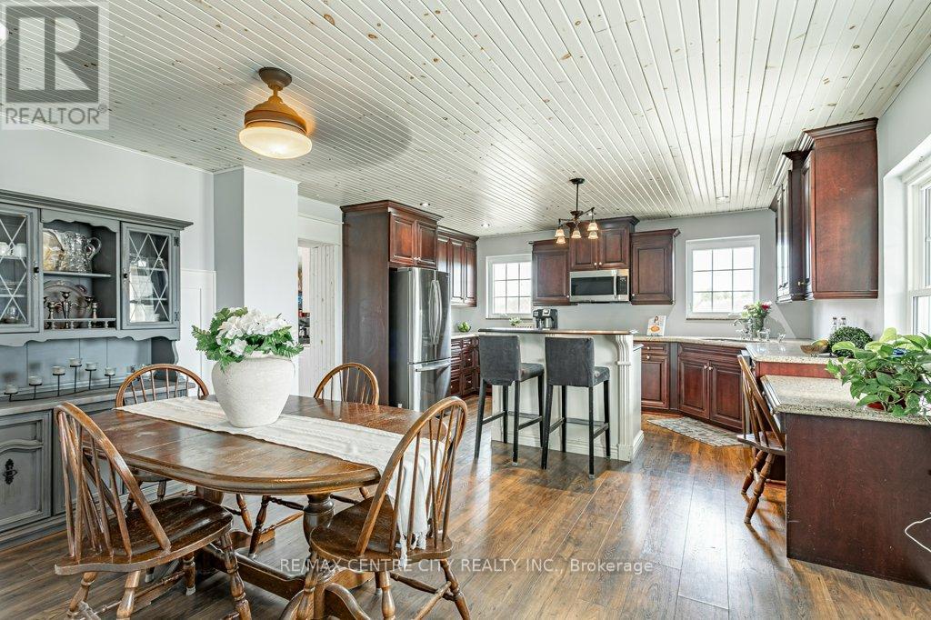 26588 Carroll Line, West Elgin, Ontario  N0L 2P0 - Photo 11 - X12918028