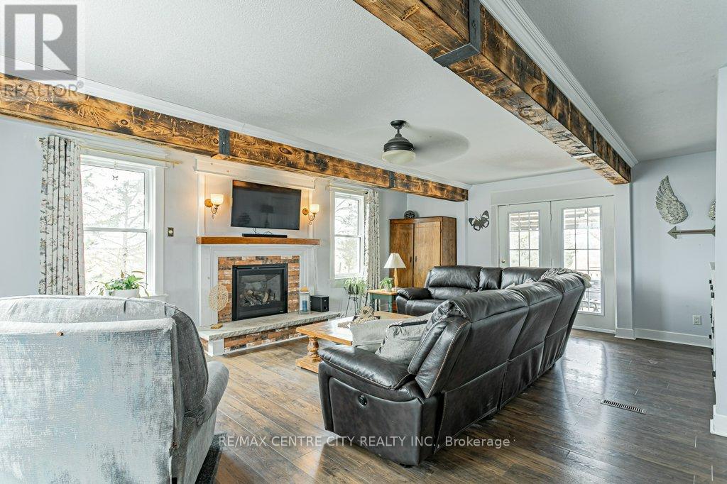 26588 Carroll Line, West Elgin, Ontario  N0L 2P0 - Photo 12 - X12918028