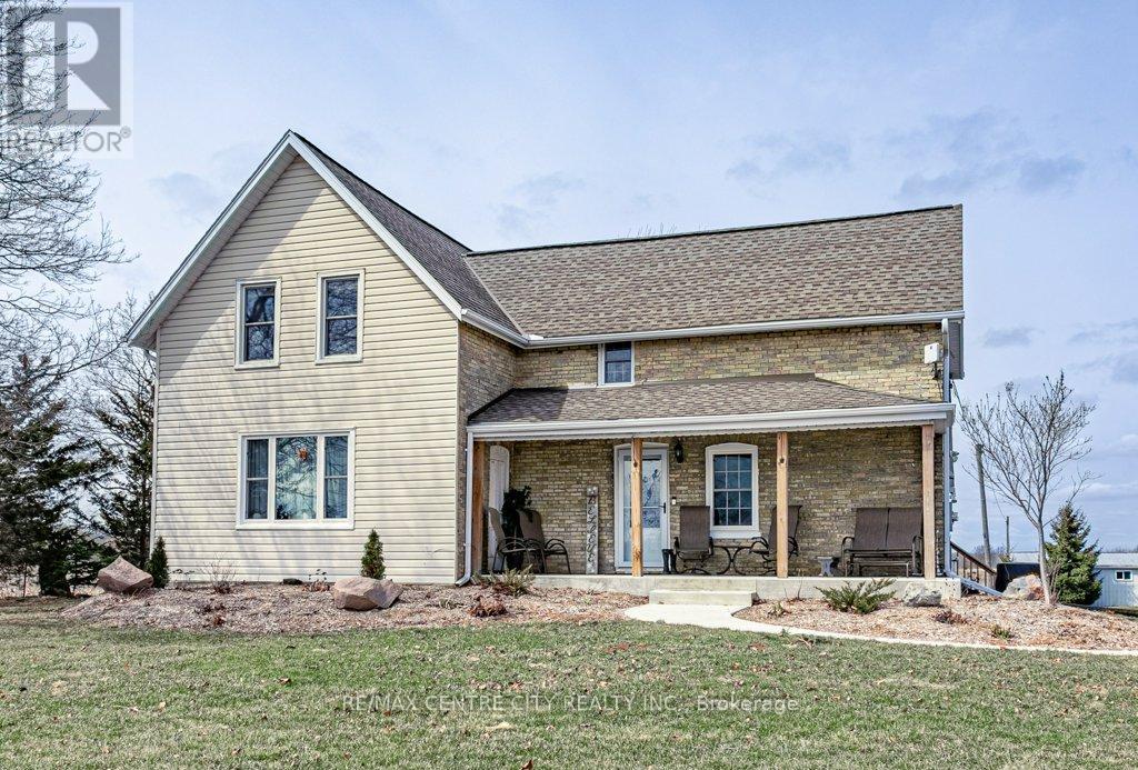 26588 Carroll Line, West Elgin, Ontario  N0L 2P0 - Photo 2 - X12918028