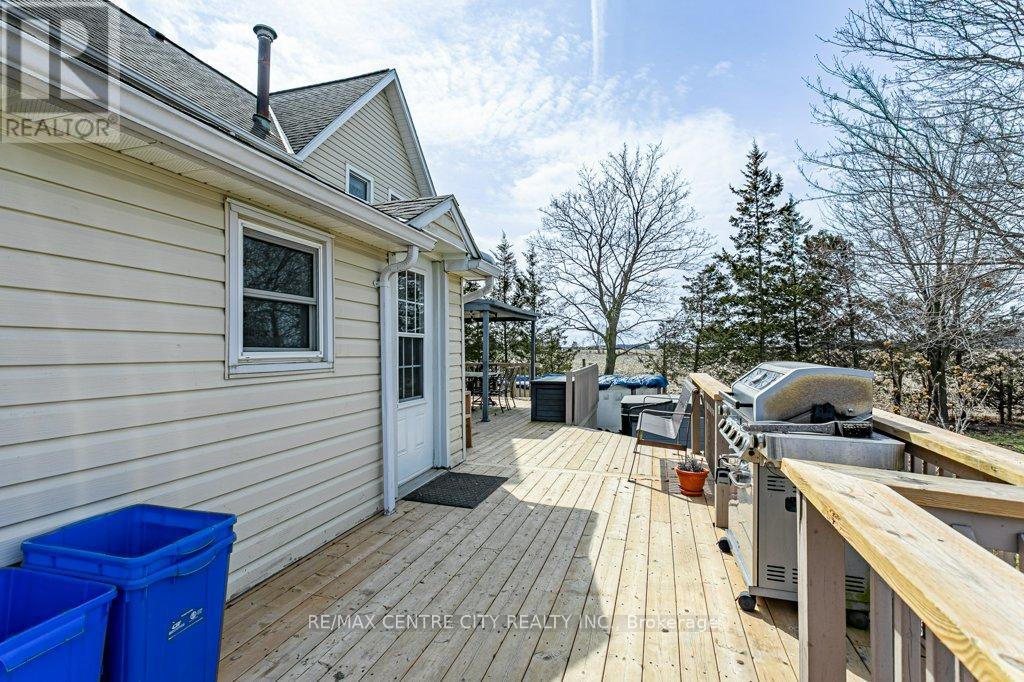 26588 Carroll Line, West Elgin, Ontario  N0L 2P0 - Photo 29 - X12918028