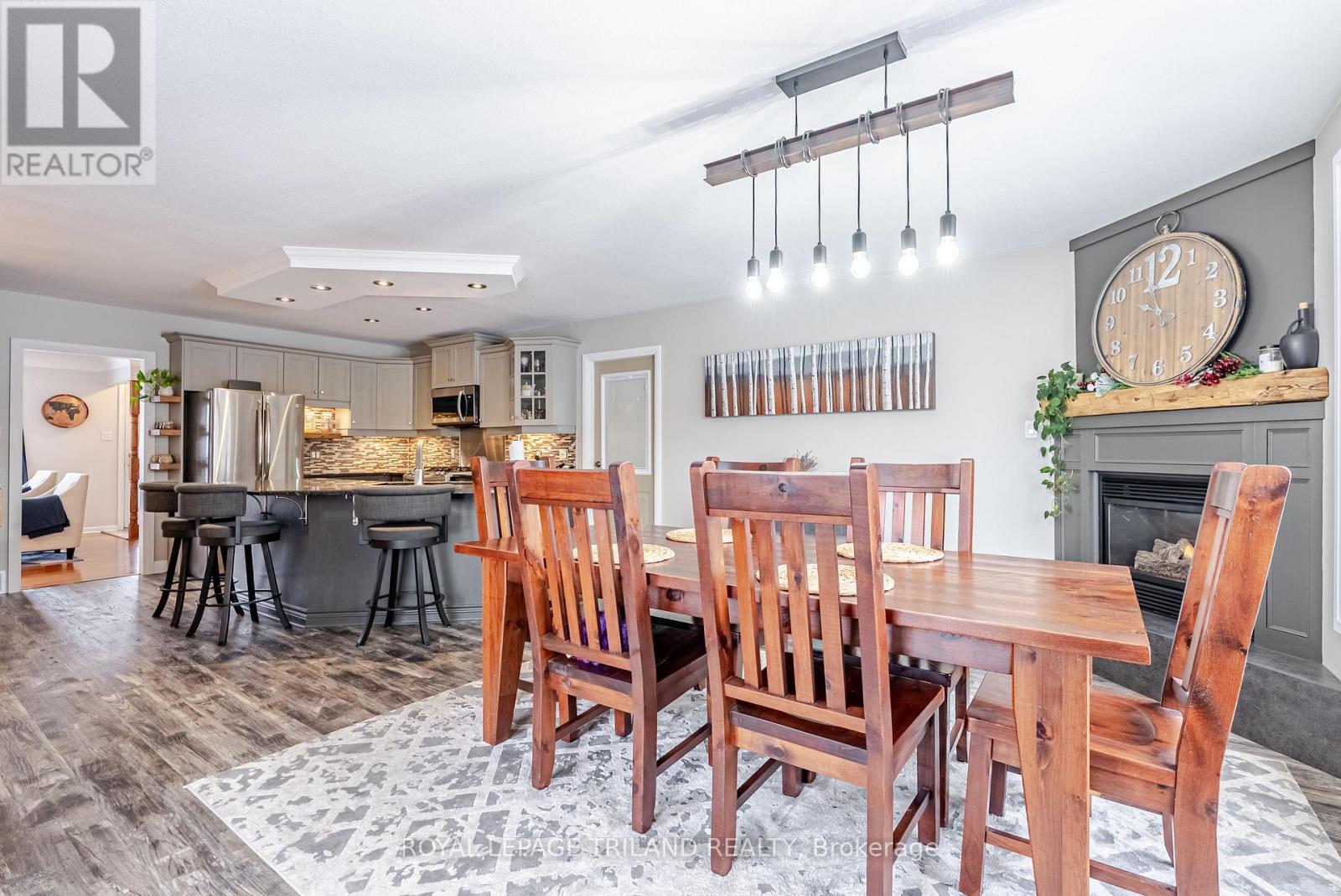 231 Thames Crescent, Thames Centre, Ontario  N0L 1G0 - Photo 21 - X12918048