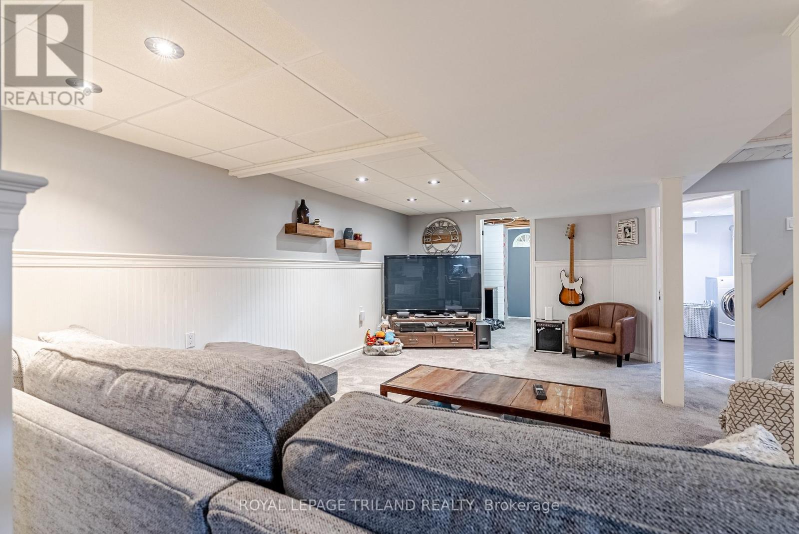 231 Thames Crescent, Thames Centre, Ontario  N0L 1G0 - Photo 34 - X12918048