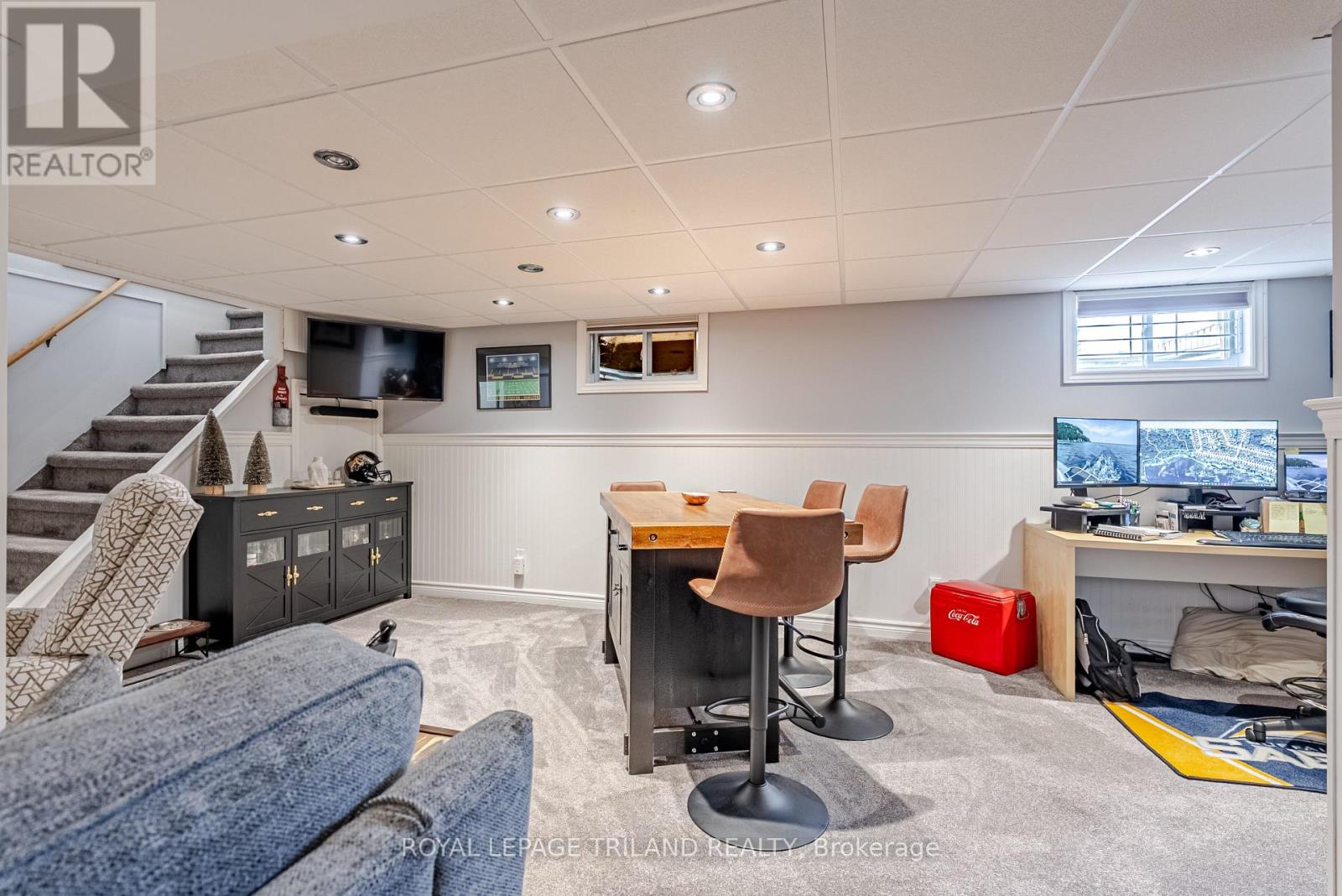 231 Thames Crescent, Thames Centre, Ontario  N0L 1G0 - Photo 36 - X12918048