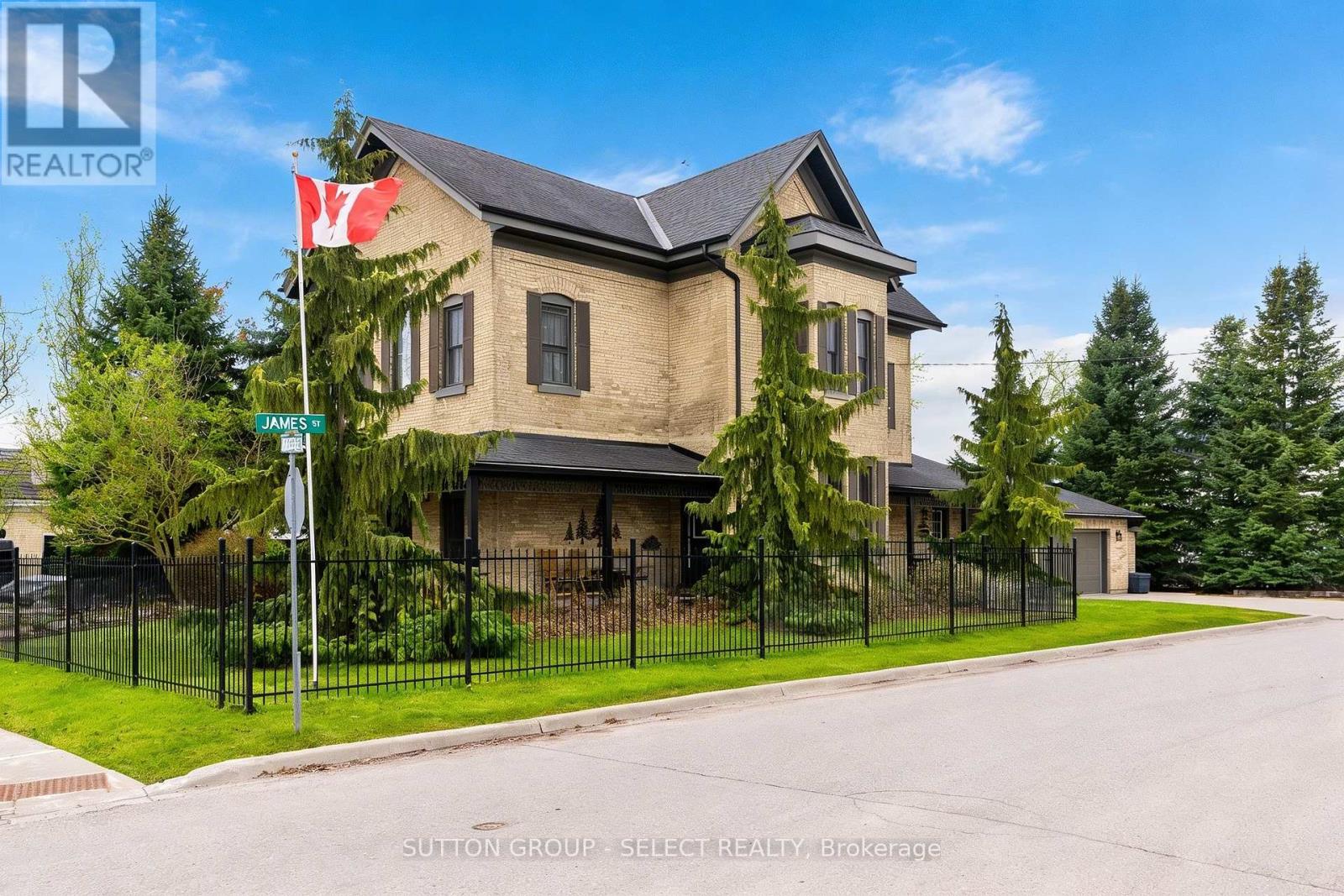 431 ALBERT STREET, South Huron, Ontario