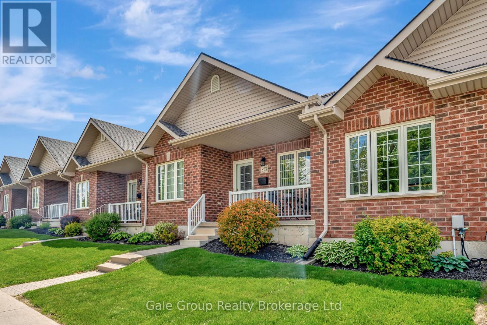 693 SOUTHWOOD WAY, Woodstock, Ontario