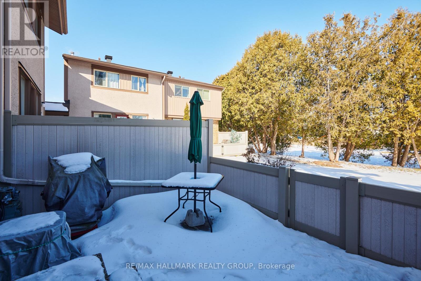 31 - 2019 Stonehenge Crescent, Ottawa, Ontario K1B 4N7 - Photo 13 - X12918080