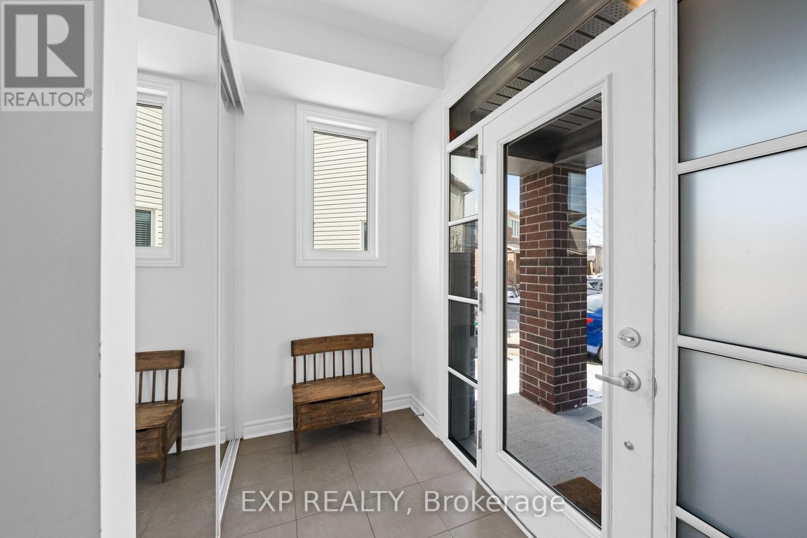 213 Belleek Lane, Ottawa, Ontario  K2J 6G2 - Photo 4 - X12918094