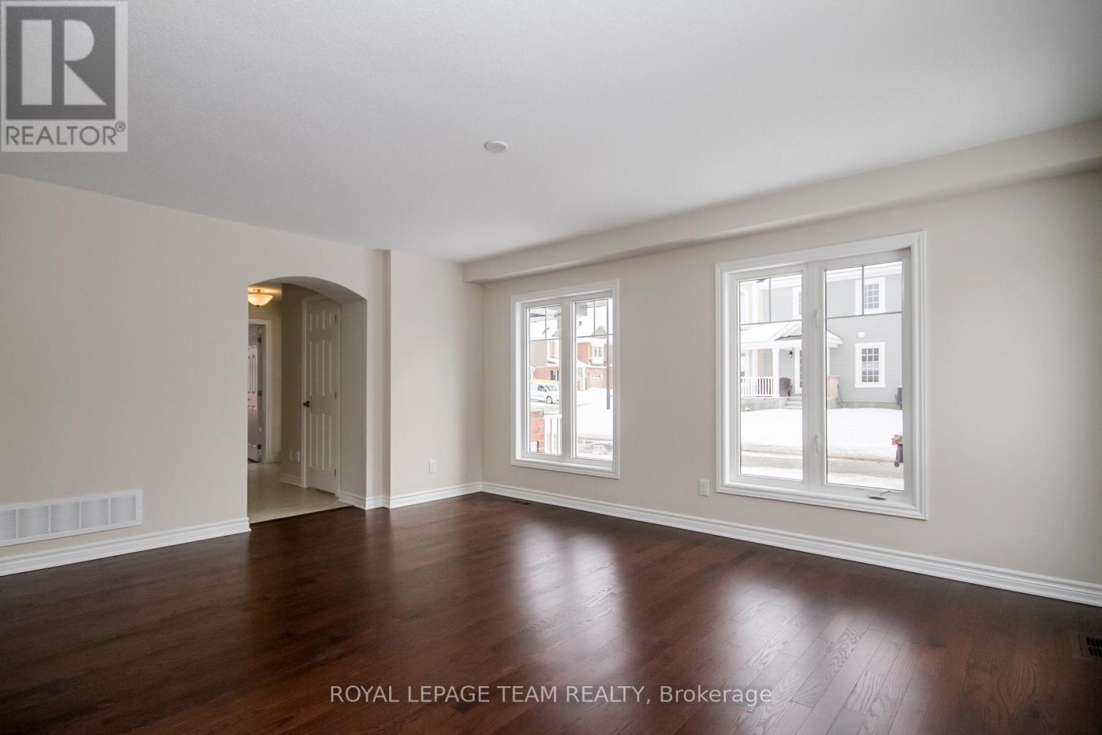 121 Santolina Street, Ottawa, Ontario  K2S 0W8 - Photo 21 - X12918146