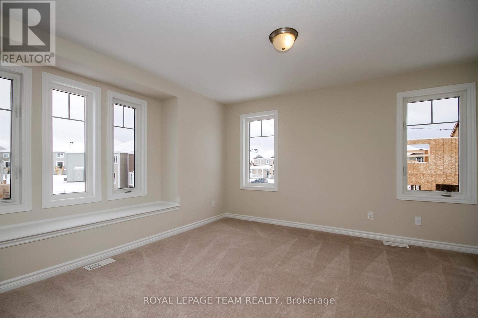 121 Santolina Street, Ottawa, Ontario  K2S 0W8 - Photo 23 - X12918146