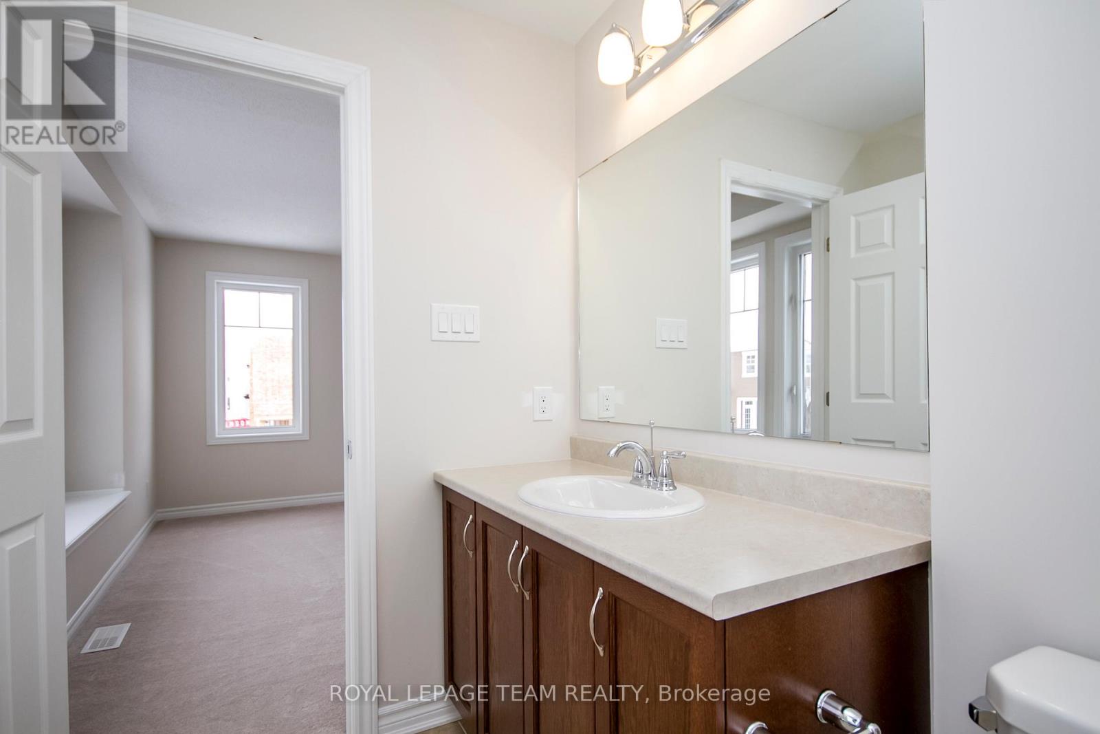 121 Santolina Street, Ottawa, Ontario  K2S 0W8 - Photo 28 - X12918146