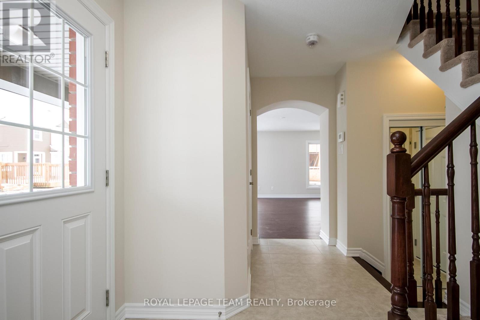 121 Santolina Street, Ottawa, Ontario  K2S 0W8 - Photo 6 - X12918146