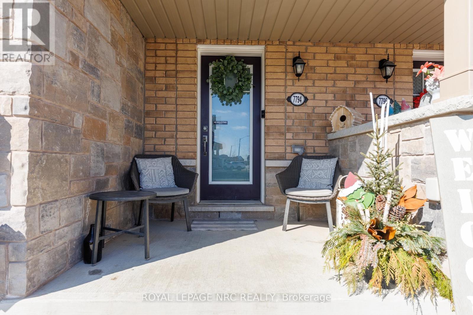 7794 White Pine Crescent, Niagara Falls, Ontario  L2H 3R4 - Photo 2 - X12918054