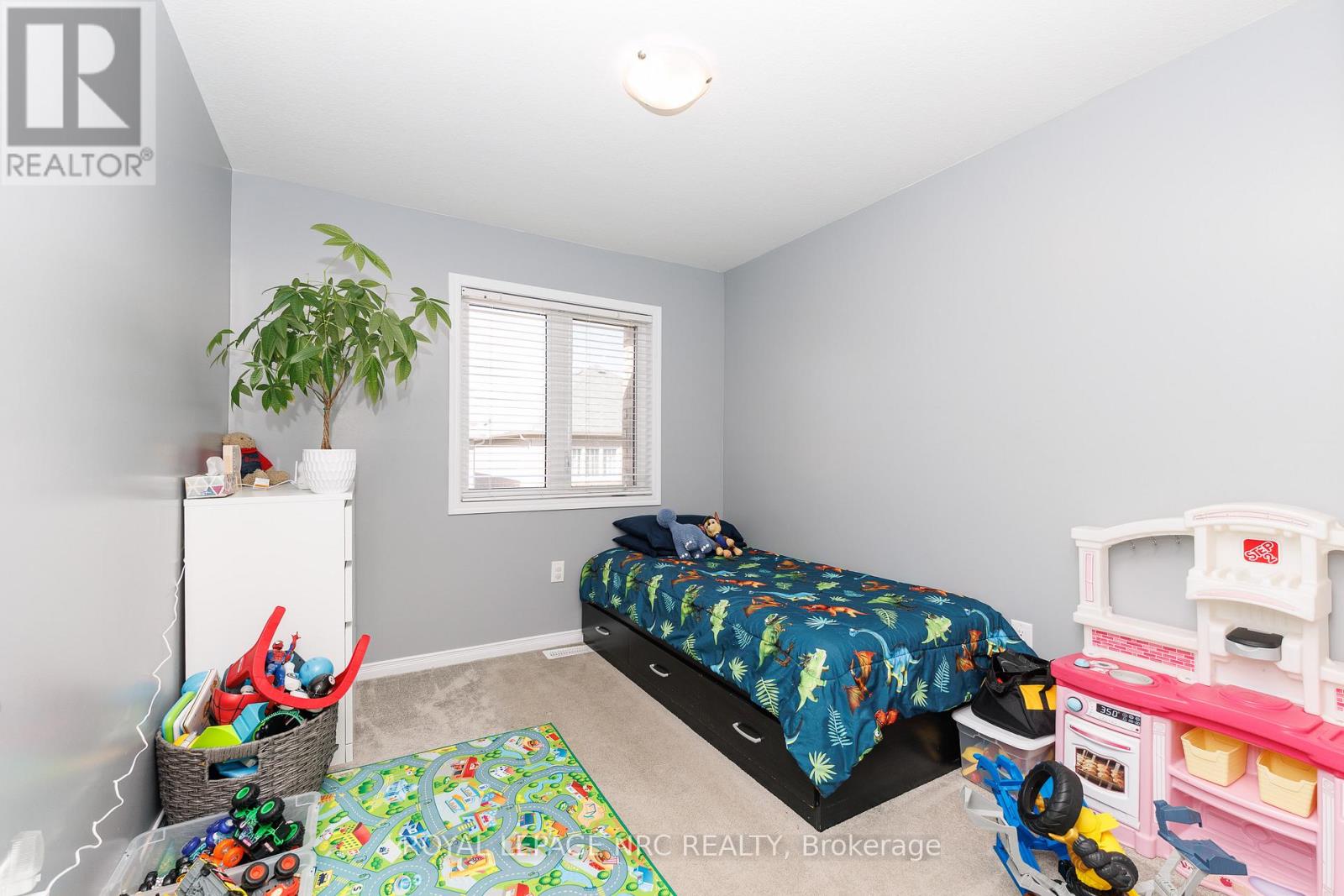 7794 White Pine Crescent, Niagara Falls, Ontario  L2H 3R4 - Photo 20 - X12918054