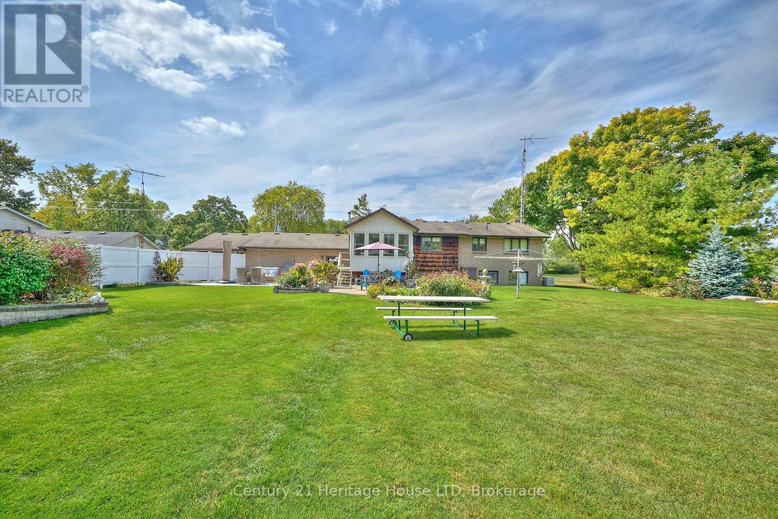 544 Rosehill Road, Fort Erie, Ontario  L2A 5M4 - Photo 40 - X12413166