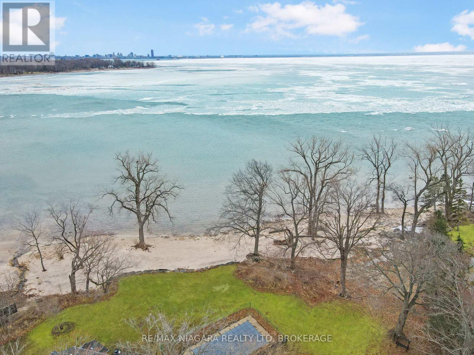 1544 Stockton Lane, Fort Erie, Ontario  L2A 6M8 - Photo 14 - X12873920