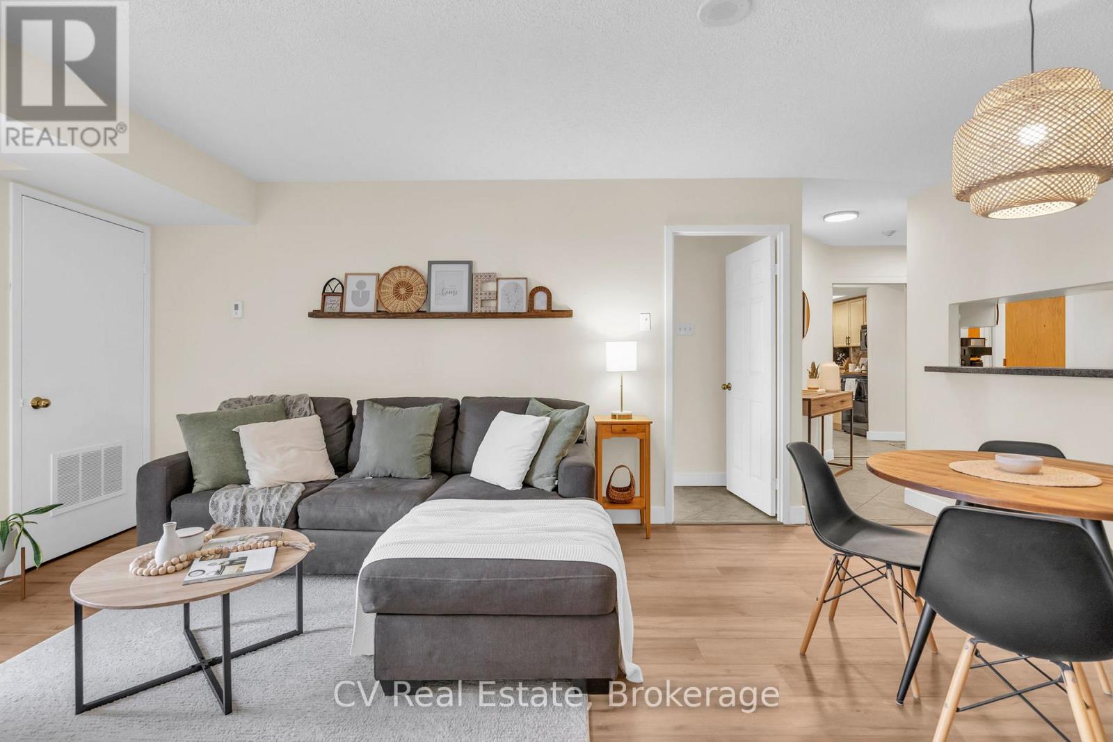 811 - 75 Ellen Street, Barrie, Ontario  L4N 7R6 - Photo 10 - S12918068