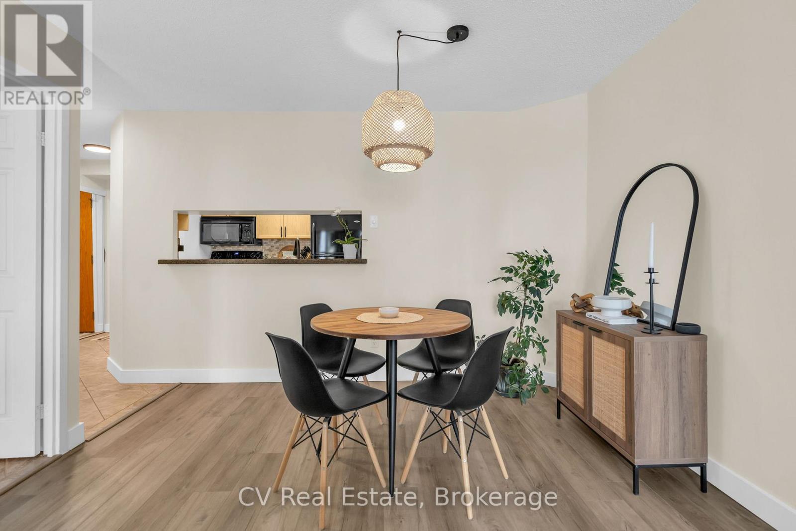 811 - 75 Ellen Street, Barrie, Ontario  L4N 7R6 - Photo 14 - S12918068