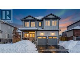 11 MIDDLETON DRIVE, Wasaga Beach, Ontario