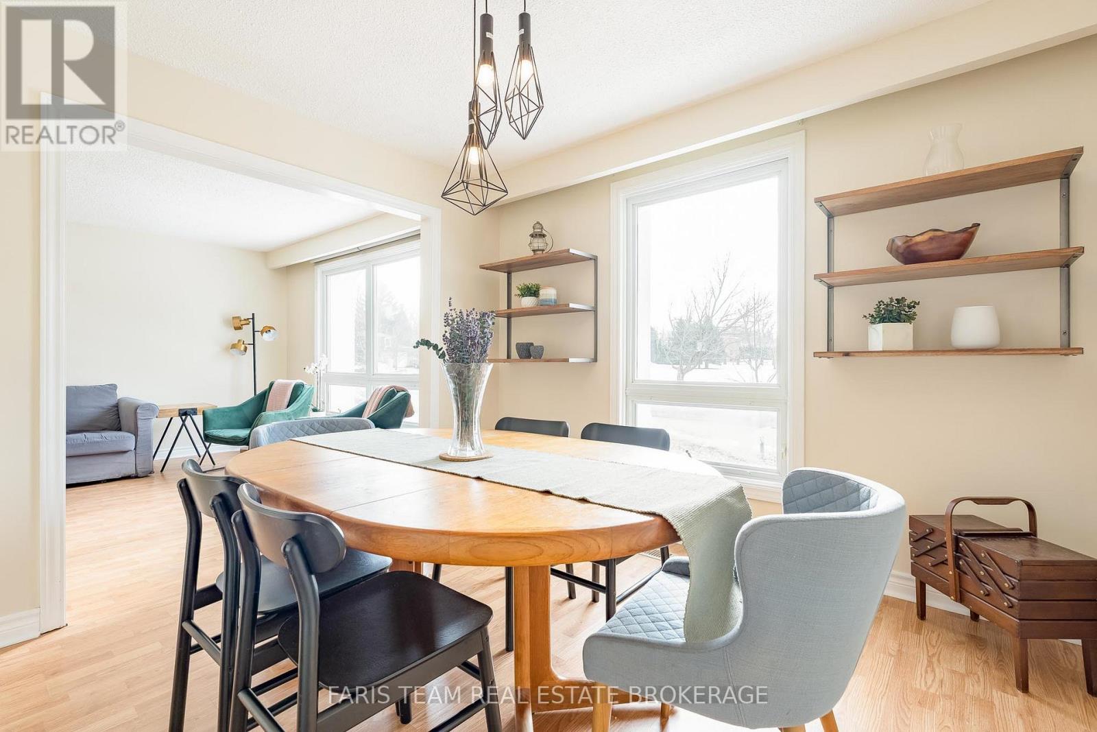 20 Indian Arrow Road, Barrie, Ontario  L4M 5G3 - Photo 13 - S12909306