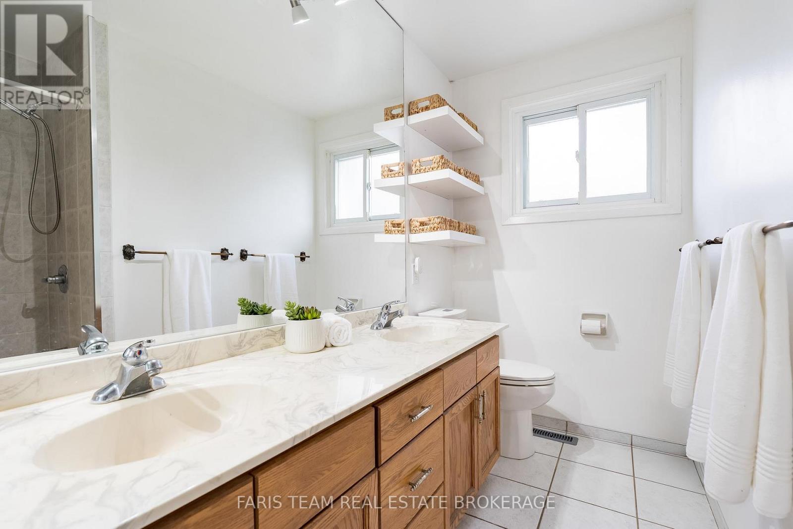 20 Indian Arrow Road, Barrie, Ontario  L4M 5G3 - Photo 22 - S12909306