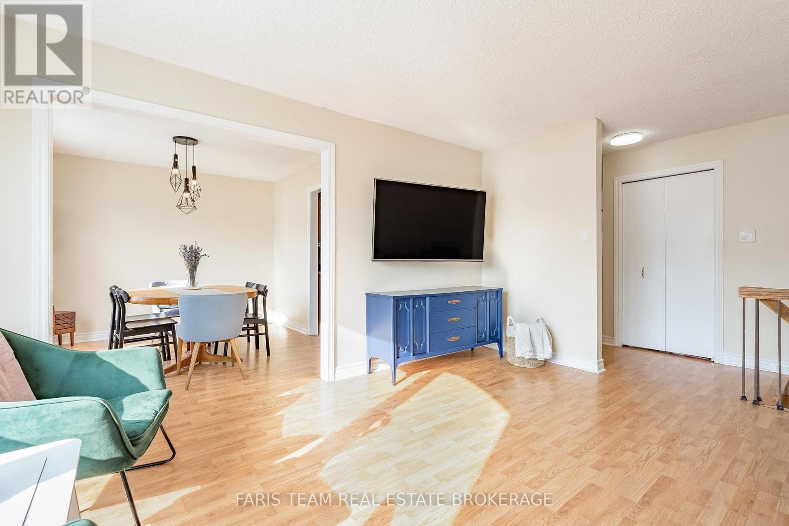 20 Indian Arrow Road, Barrie, Ontario  L4M 5G3 - Photo 15 - S12909306