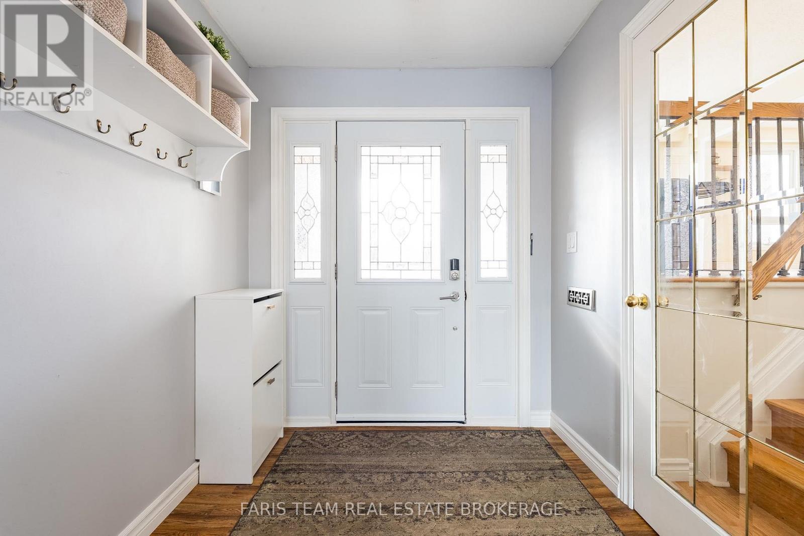 20 Indian Arrow Road, Barrie, Ontario  L4M 5G3 - Photo 7 - S12909306